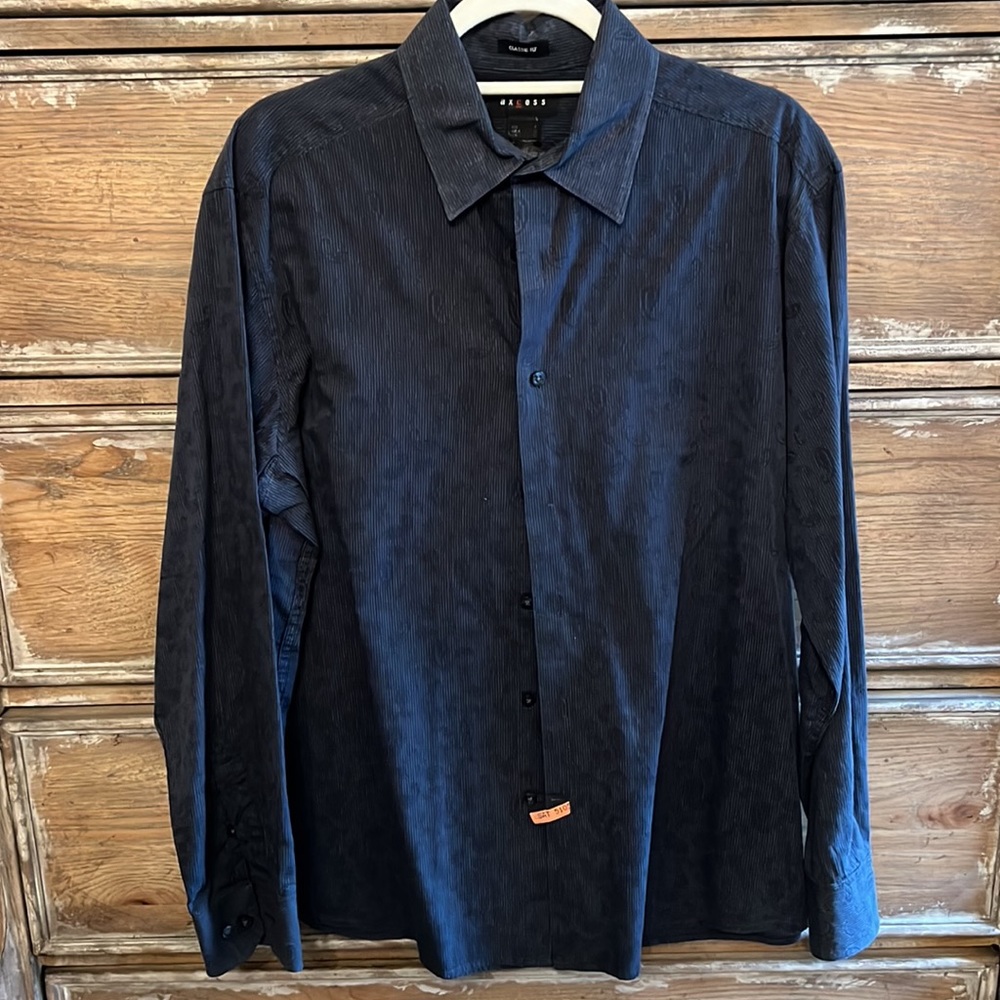 Button down shirt - Picture 2 of 2